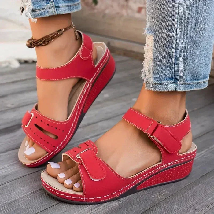 Sandalias Élise Comfort tiras ajustables velcro soporte plantar
